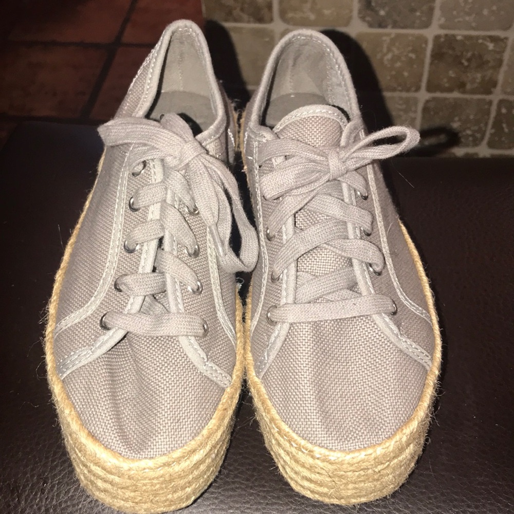 Steve Madden hemp platform sneaker